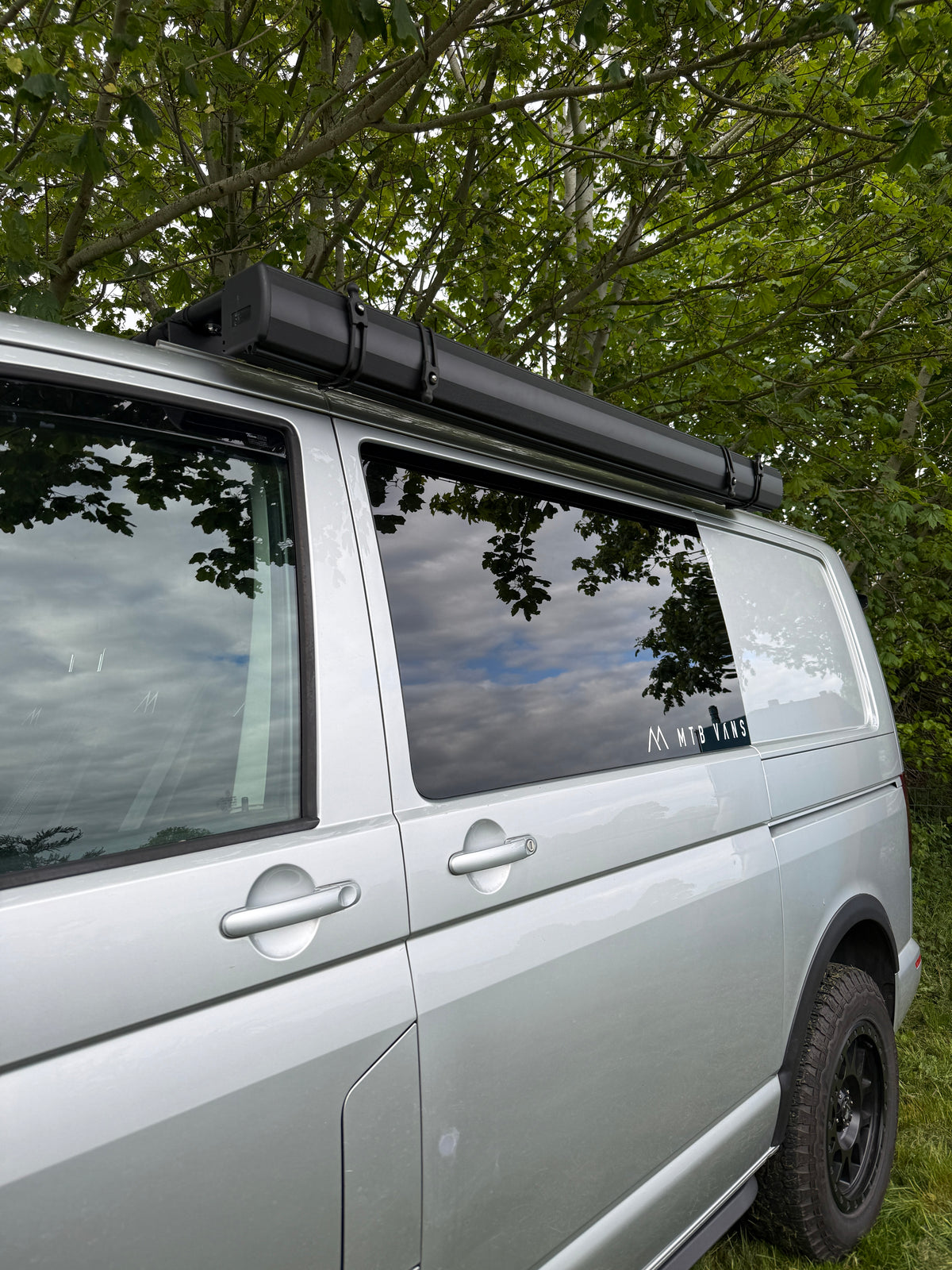 MTB Vans Roll Out Awning